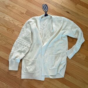 SCOOP NWT❗️Pointelle Sleeve Cream Open Cardigan